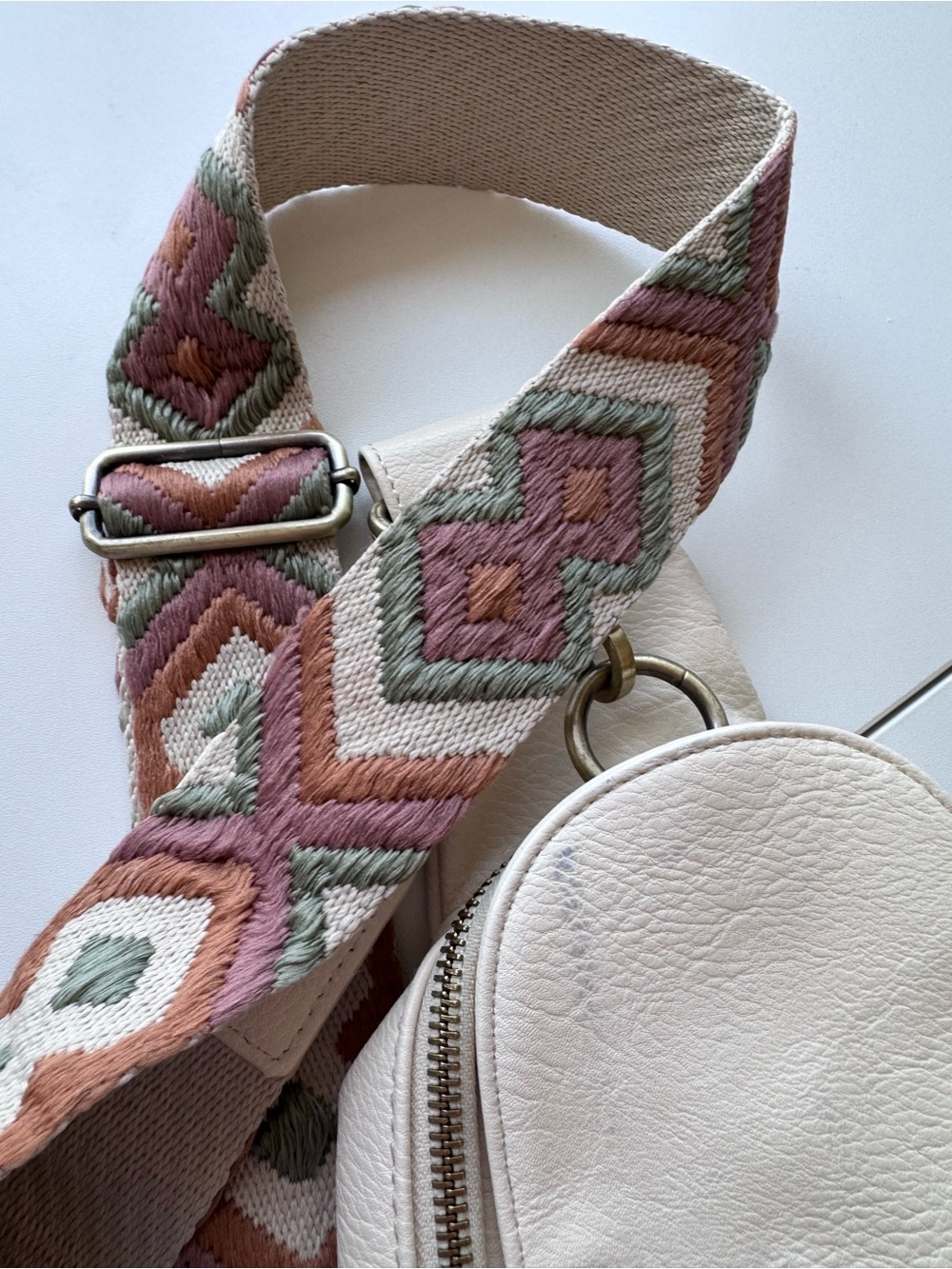 Urban Originals By Anthropologie Crossbody Bag - Picture 3 of 9